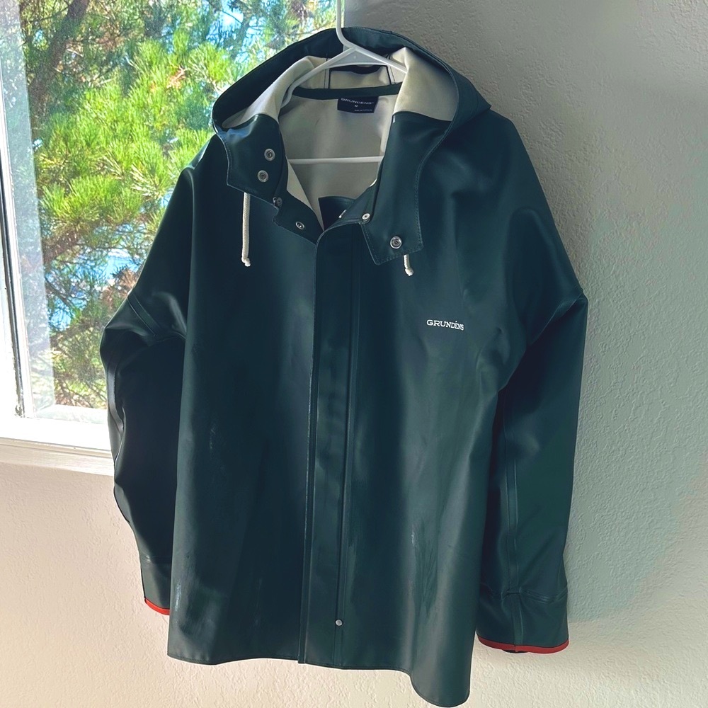 Grudens Men's Dark Green Raincoat